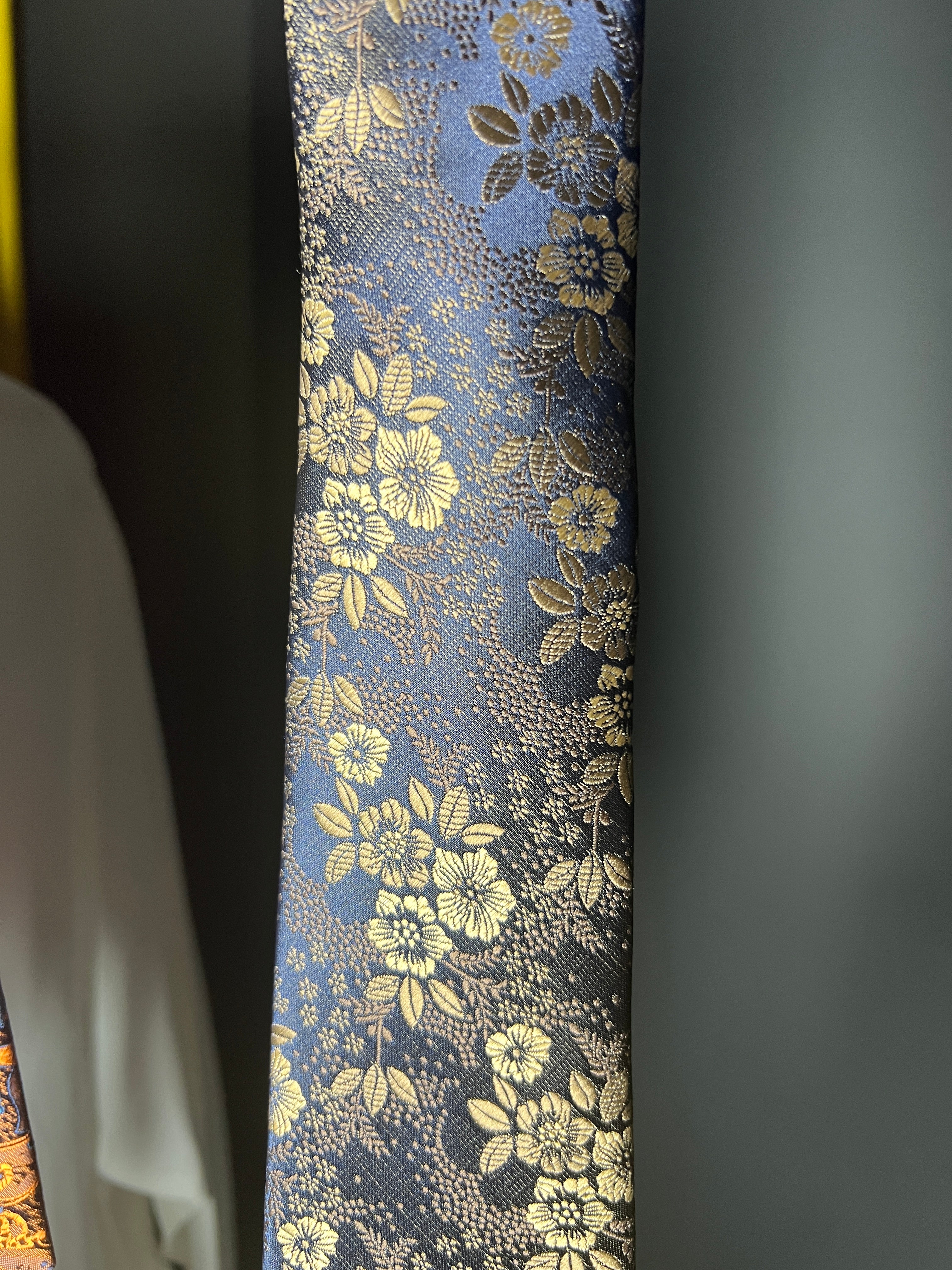 Flower Paisley Print Tie